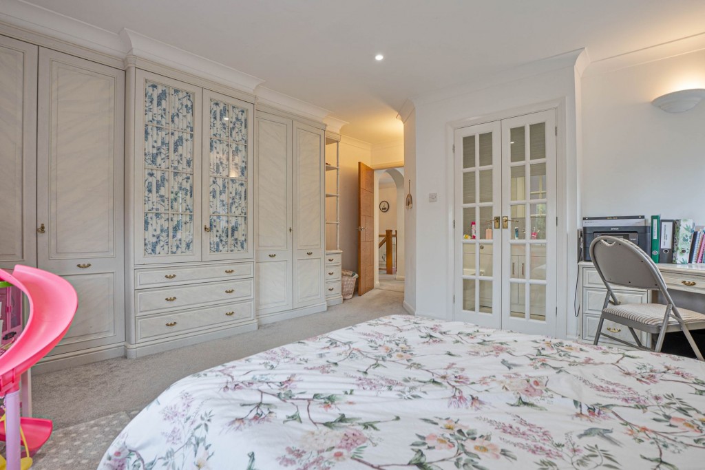 Image for Pinfold Pond, Woburn, MK17