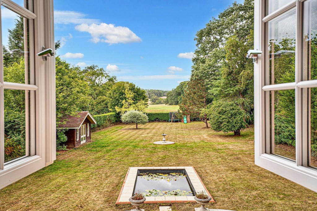 Image for Pinfold Pond, Woburn, MK17