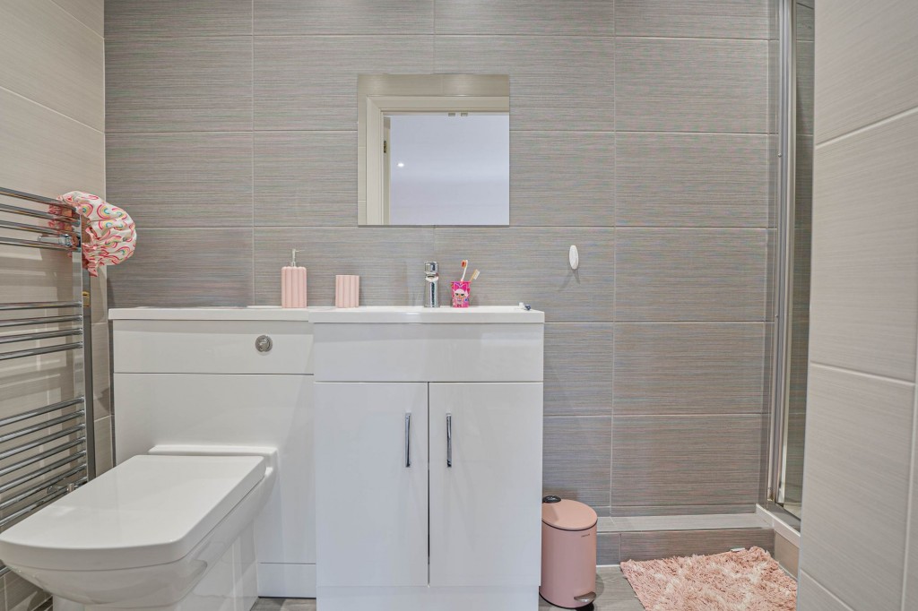 Image for Pinfold Pond, Woburn, MK17