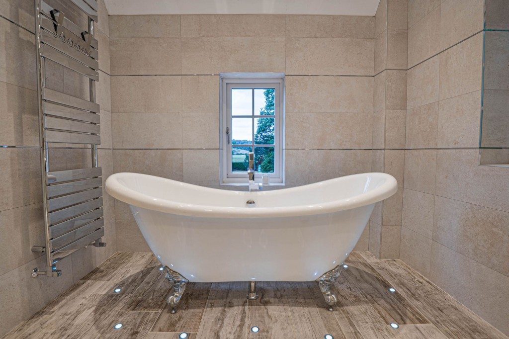 Image for Pinfold Pond, Woburn, MK17