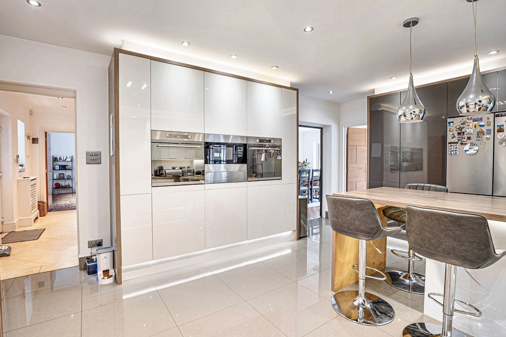 Image for Pinfold Pond, Woburn, MK17