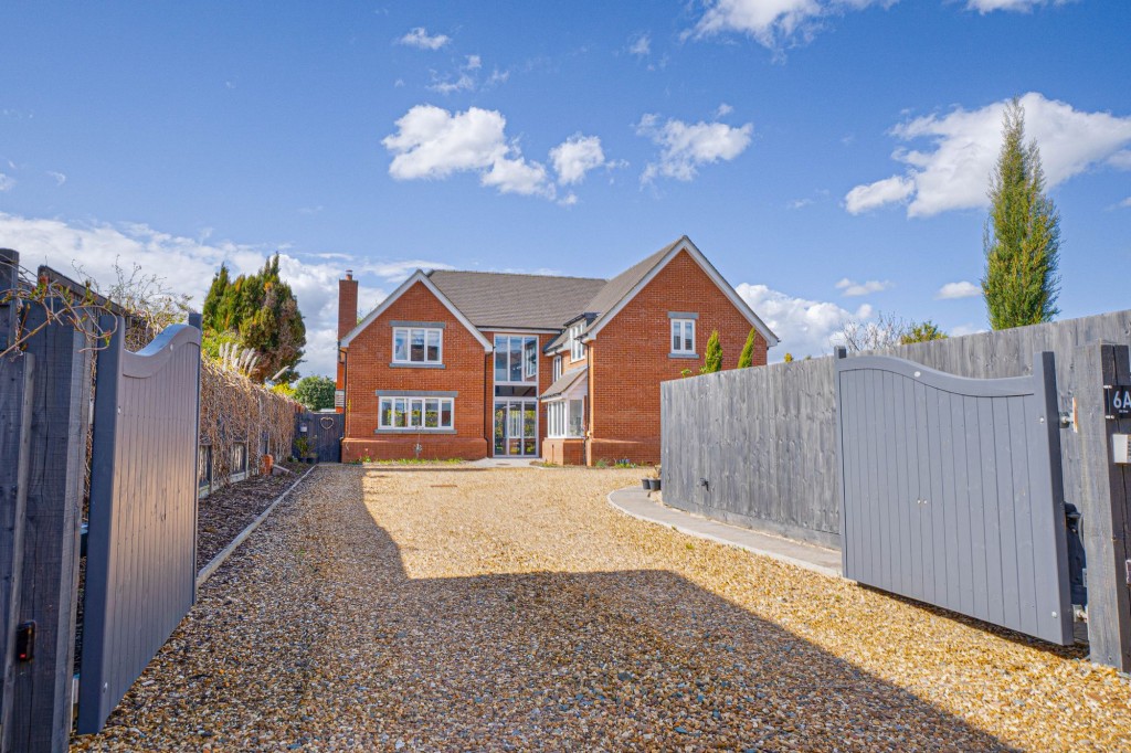 Image for Hill View, Newport Pagnell, MK16