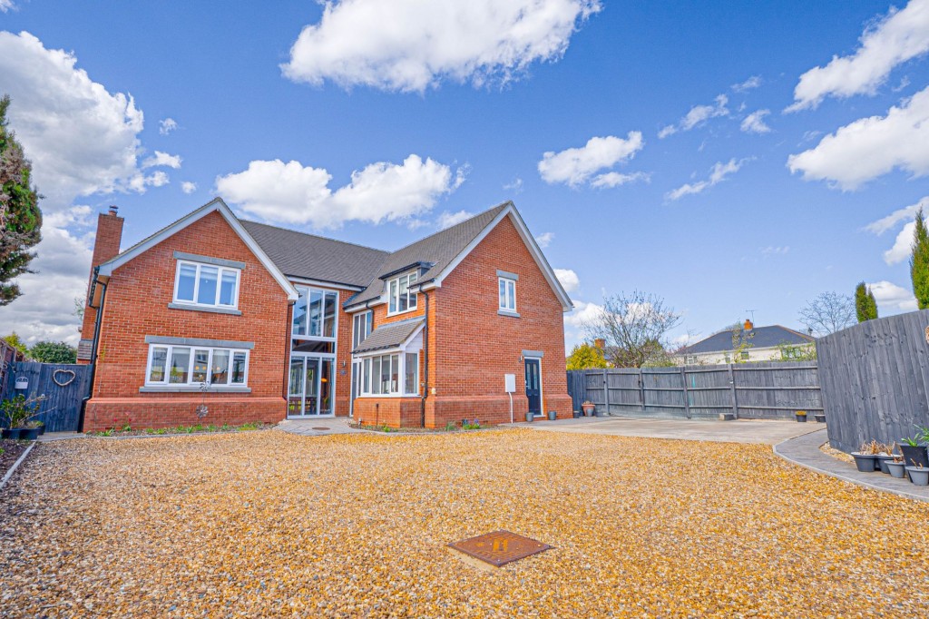Image for Hill View, Newport Pagnell, MK16