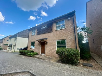 View full details for Flexerne Crescent, Ashland, MK6