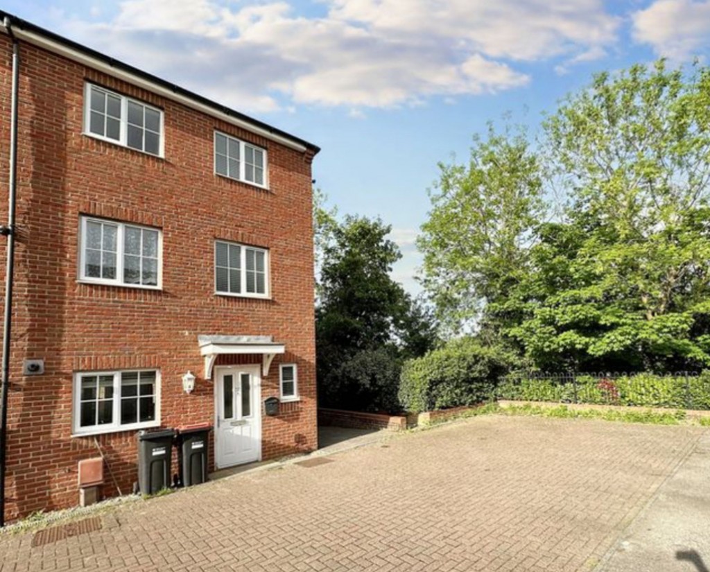 Image for Downing Close, Bletchley, MK3