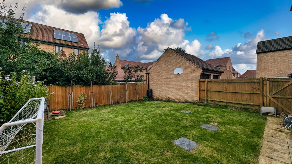 Image for Crathes Gardens, Westcroft, MK4