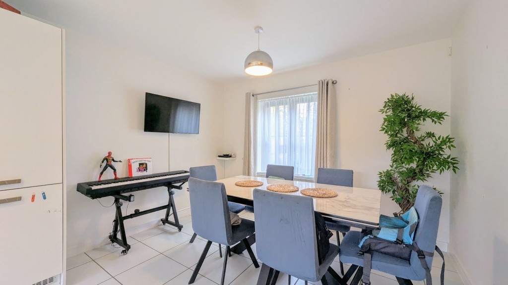 Image for Crathes Gardens, Westcroft, MK4