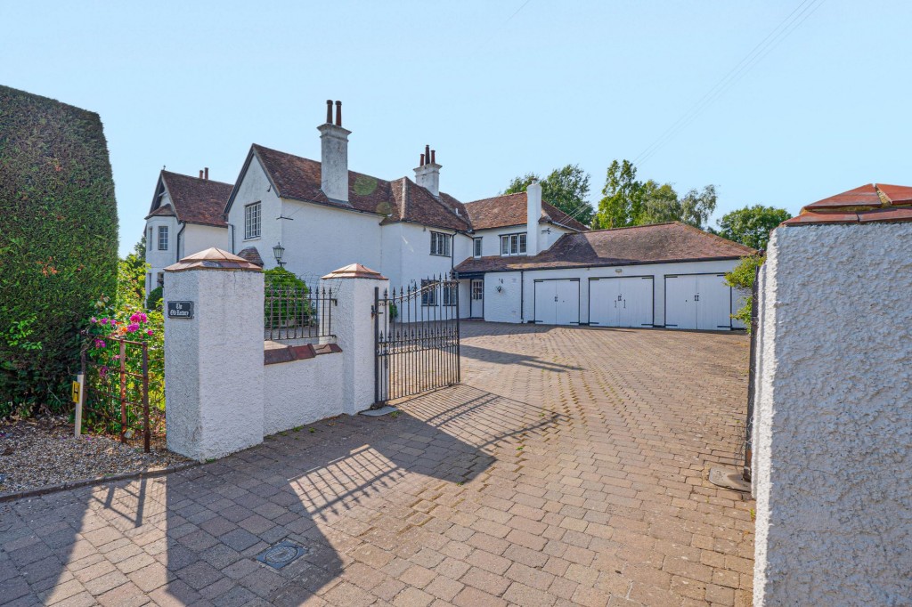 Image for Puttenham, Tring, HP23