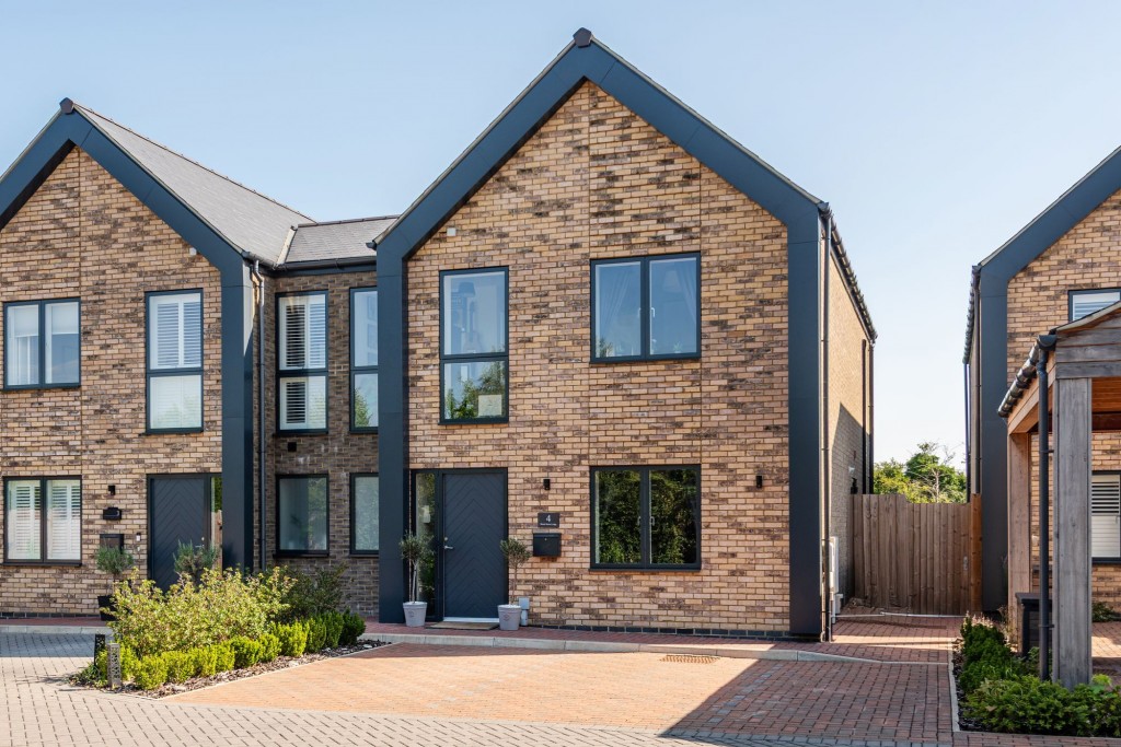 Image for Black Horse Lodge, Oakridge Park, MK14