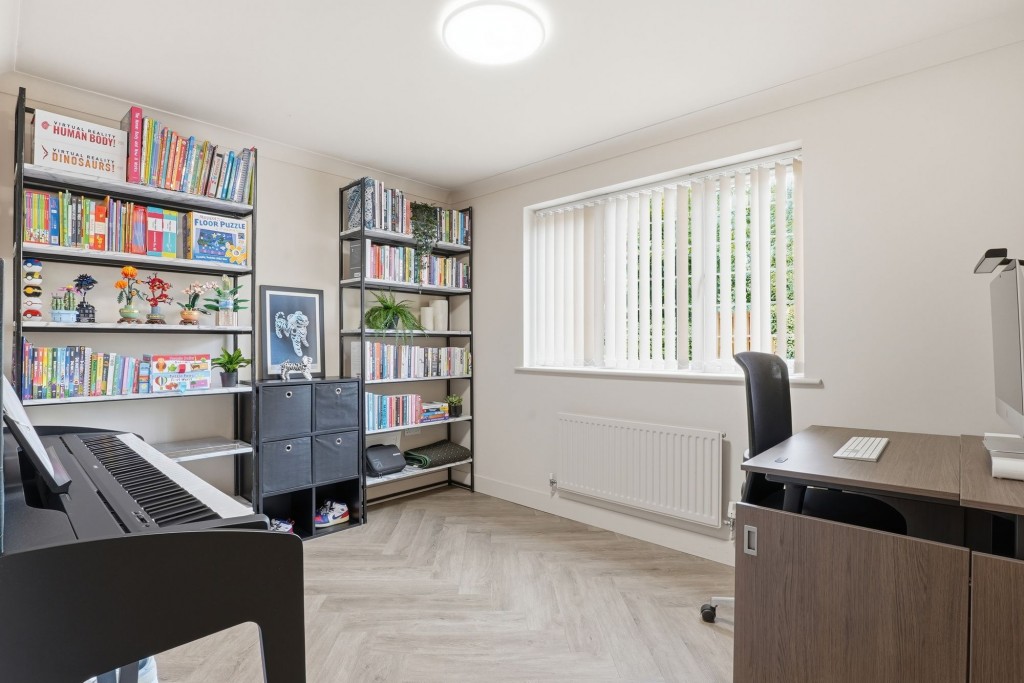 Image for Mayer Gardens, Shenley Lodge, MK5