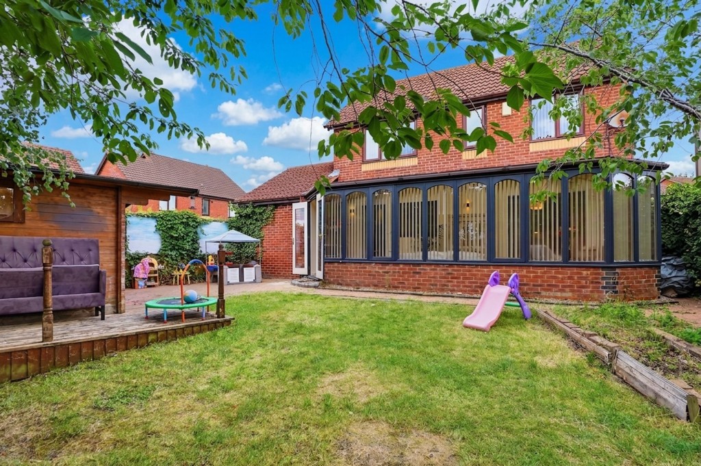 Image for Mayer Gardens, Shenley Lodge, MK5