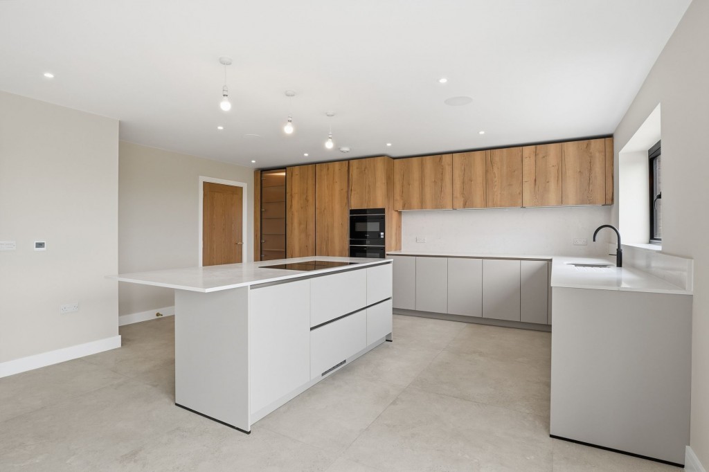 Image for Benthill Farm, London Road, MK18
