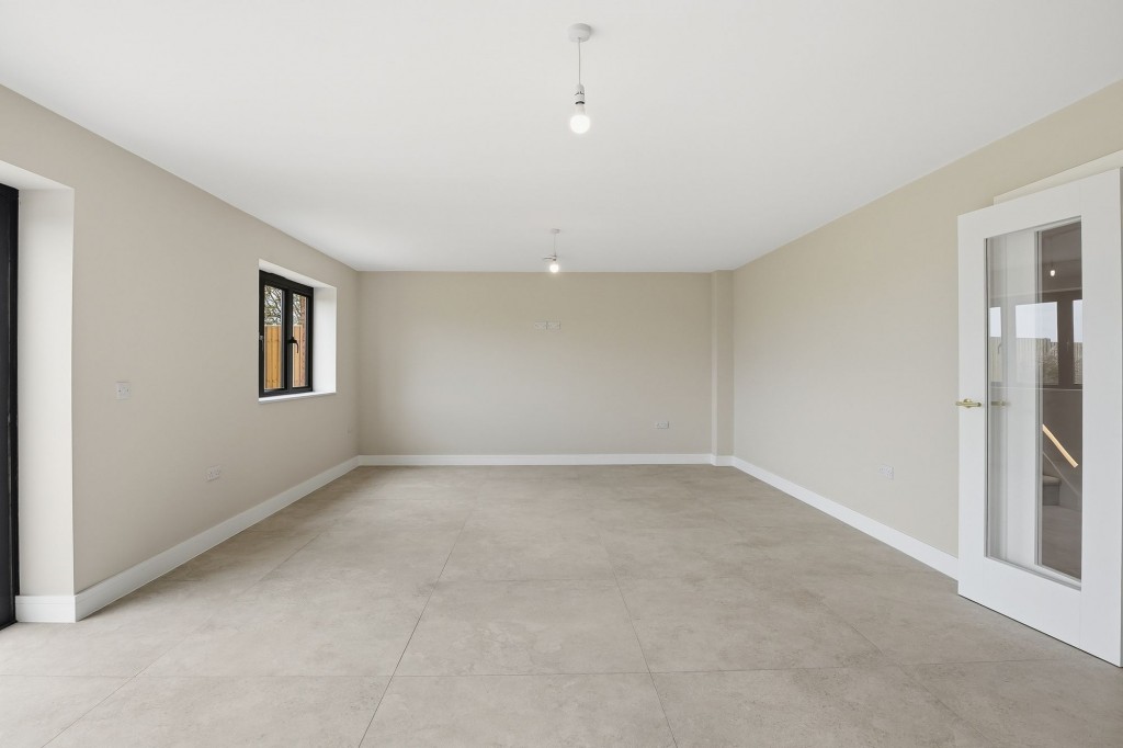 Image for Benthill Farm, London Road, MK18