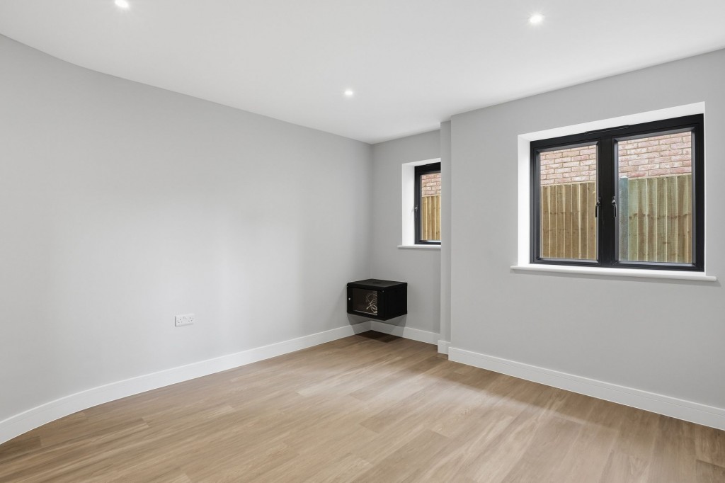 Image for Benthill Farm, London Road, MK18
