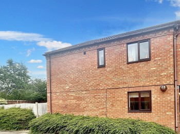 Clare Croft, Middleton, MK10