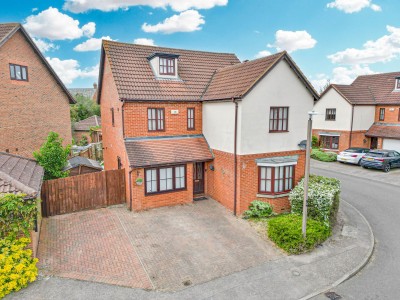 View full details for Clare Croft, Middleton, MK10