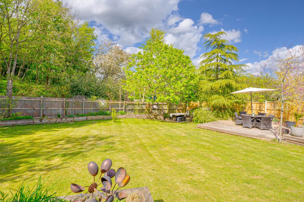 Image for Cloudberry, Walnut Tree, MK7