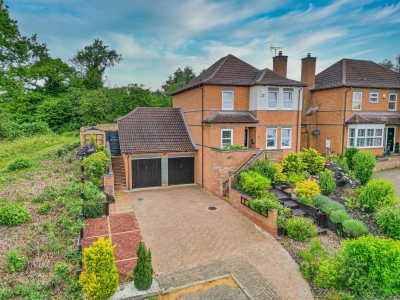 View full details for Comfrey Close, Walnut Tree, MK7