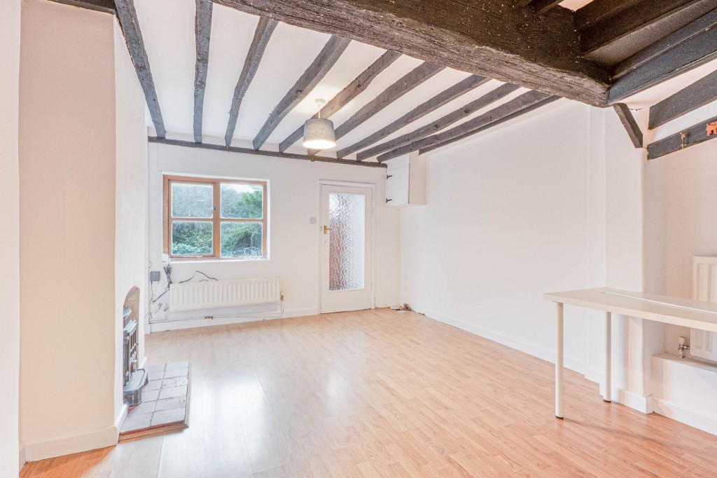 Image for London Road, Loughton, MK5