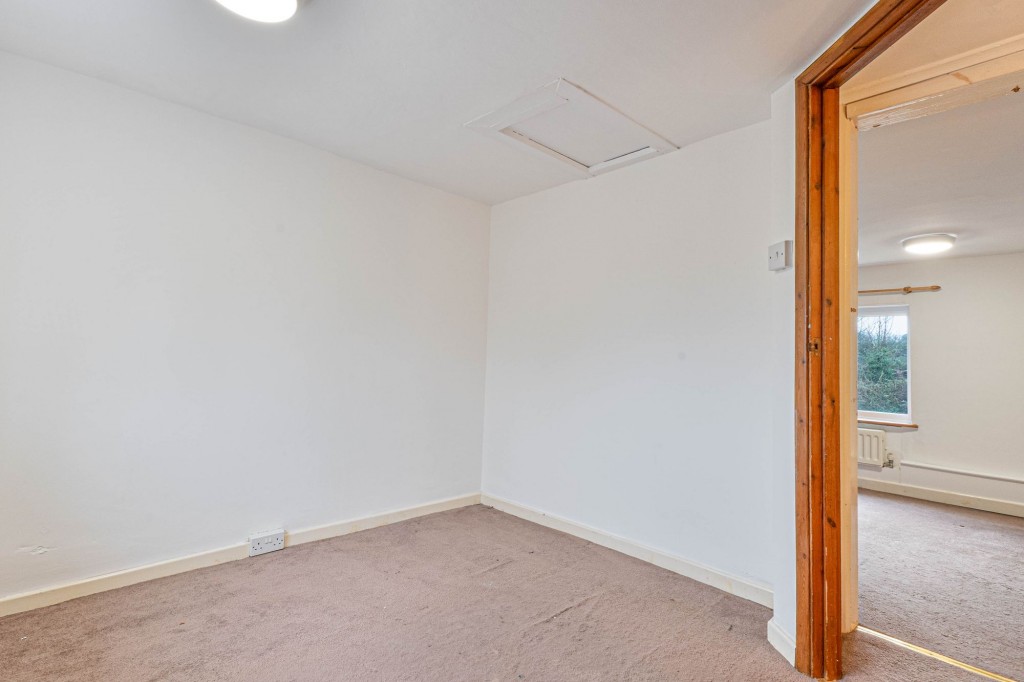 Image for London Road, Loughton, MK5