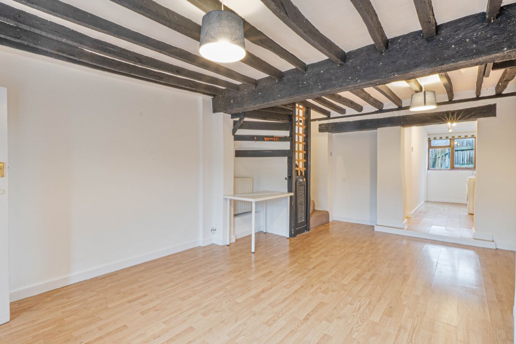 Image for London Road, Loughton, MK5