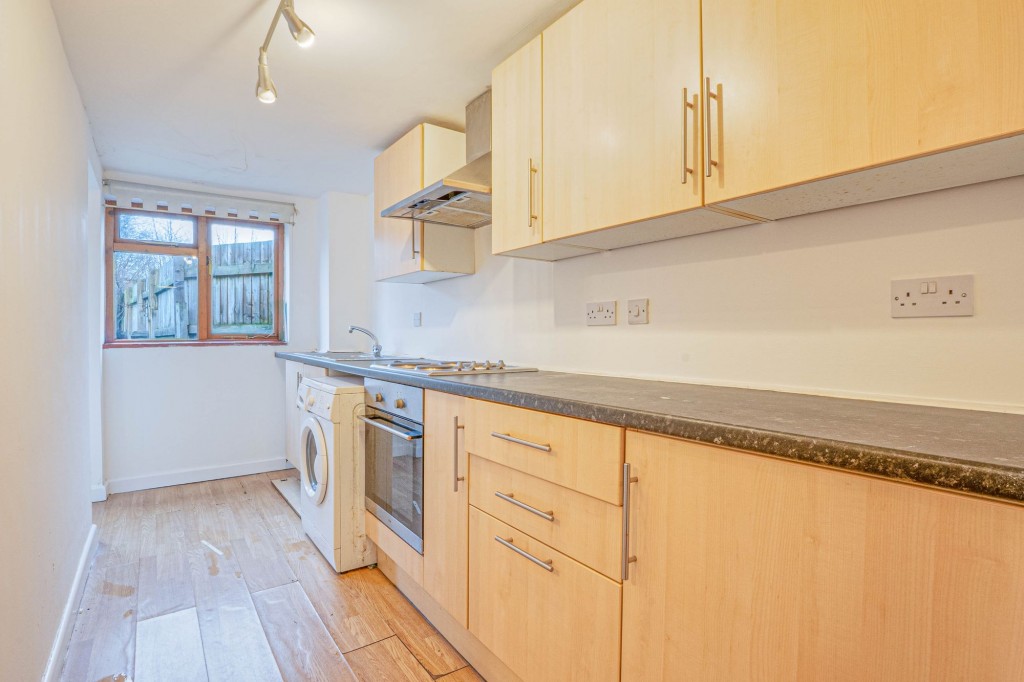 Image for London Road, Loughton, MK5