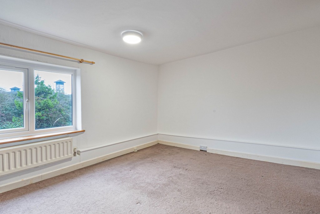 Image for London Road, Loughton, MK5