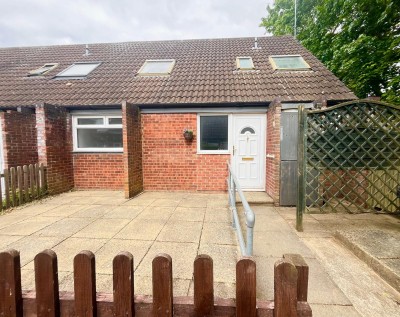 View full details for Arncliffe Drive, Heelands, MK13