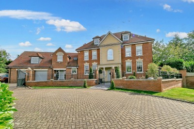 View full details for The Homestead, Shenley Church End, MK5