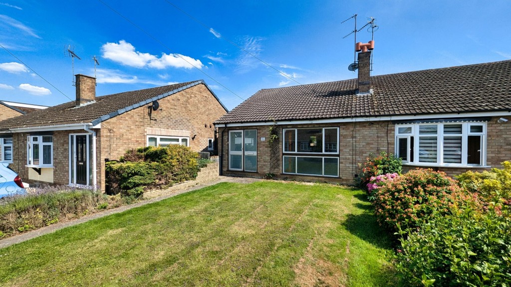 Image for Mays Way, Potterspury, NN12