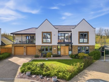 Ferranti Place, Oakgrove, MK10