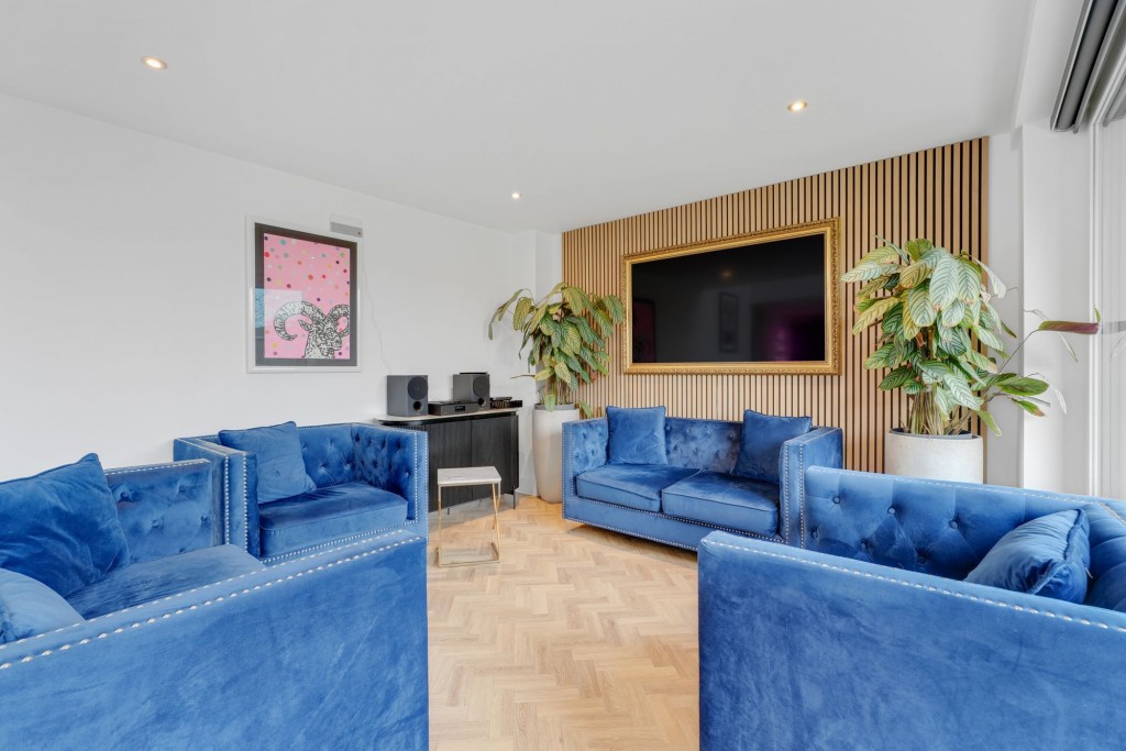 Image for Black Horse Lodge, Oakridge Park, MK14