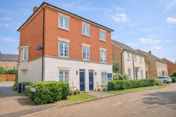 Lockwood Chase, Oxley Park, MK4