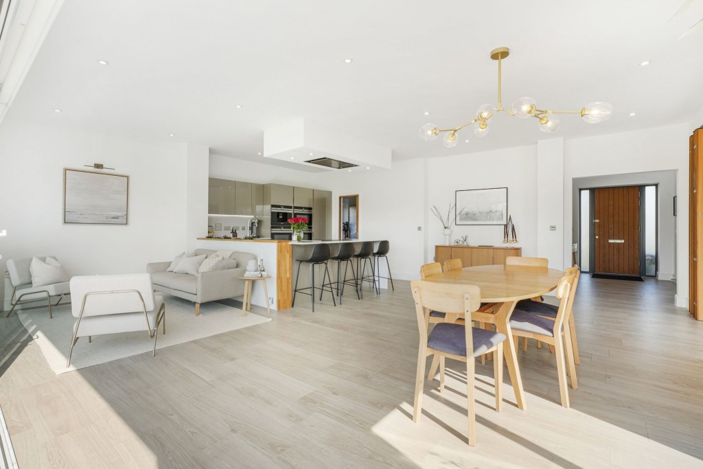 Image for The Newmanry, Oakgrove, MK10