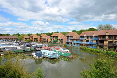 View full details for Woodley Headland, Peartree Bridge, MK6