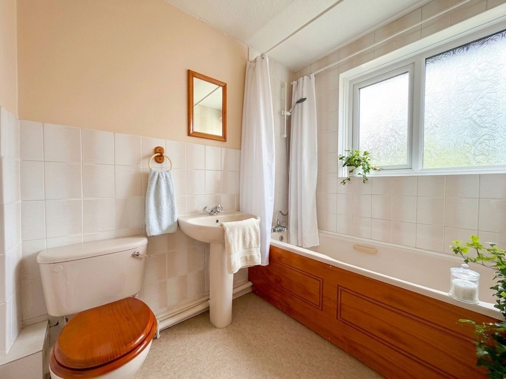 Image for Hockliffe Brae, Walnut Tree, MK7