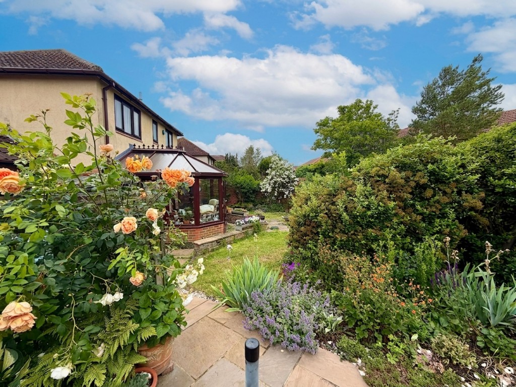 Image for Hockliffe Brae, Walnut Tree, MK7