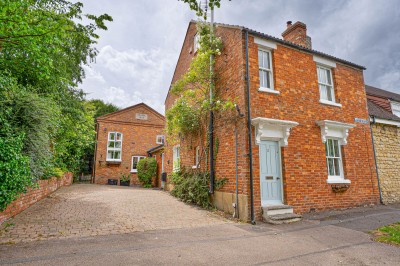 View full details for High Street, Great Linford, MK14