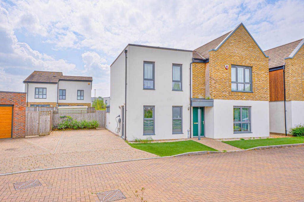 Image for Laverde Walk, Oakgrove, MK10