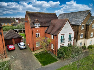 View full details for Wickstead Avenue, Grange Farm, MK8