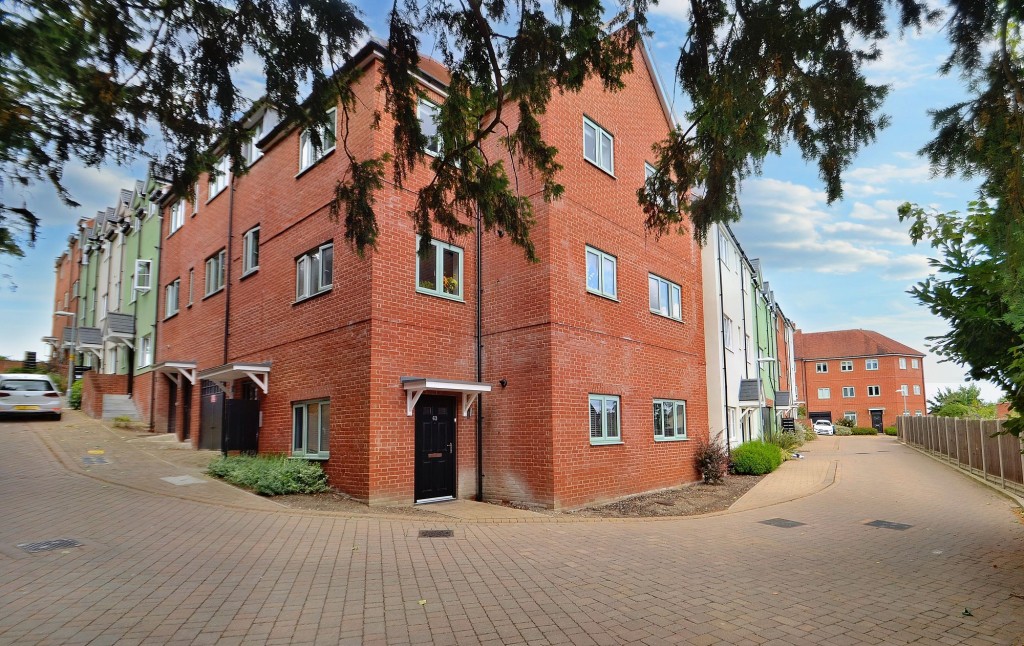Image for Summerhouse Hill, Buckingham, MK18