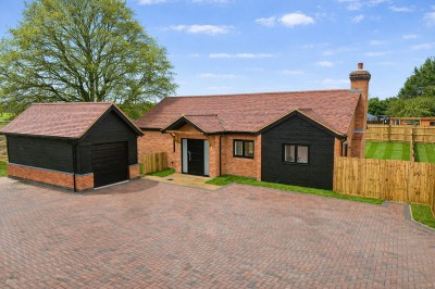 View full details for Cow Lane, Gawcott, MK18