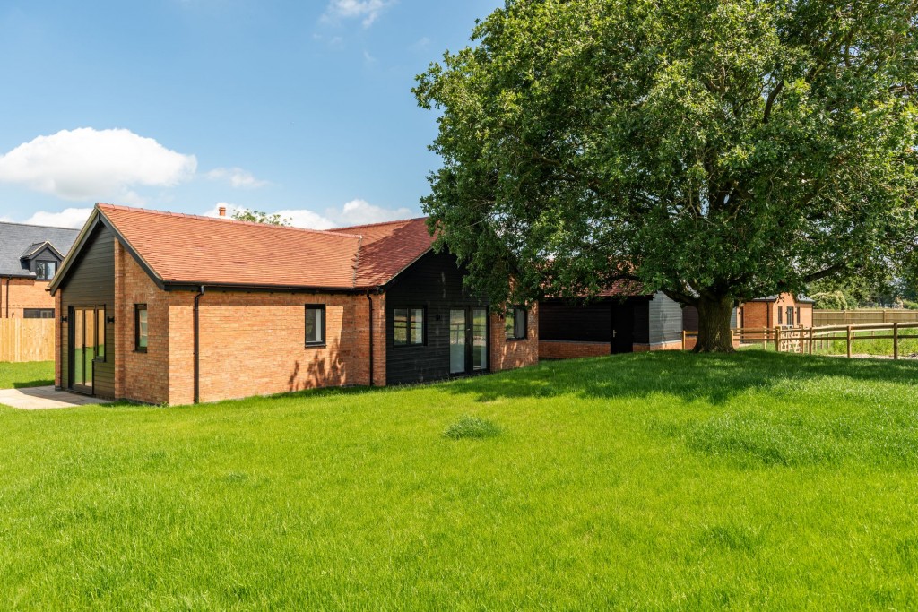 Image for Cow Lane, Gawcott, MK18