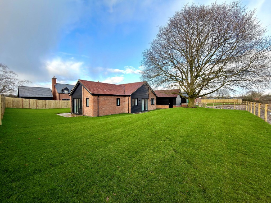 Image for Cow Lane, Gawcott, MK18