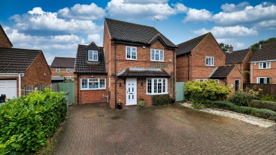 View full details for Tredington Grove, Caldecotte, MK7