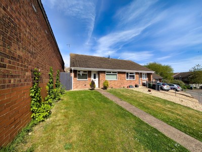 View full details for Herriot Close, Newport Pagnell, MK16