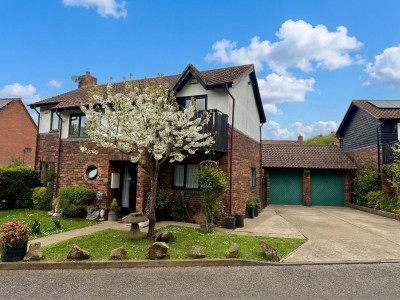 View full details for Wedgwood Avenue, Blakelands, MK14
