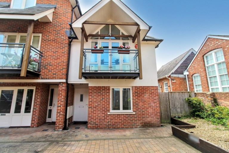 New Street Mews, Lymington, Hampshire