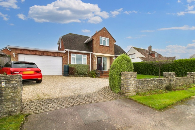 Ravenscourt Road, Lymington, Hampshire