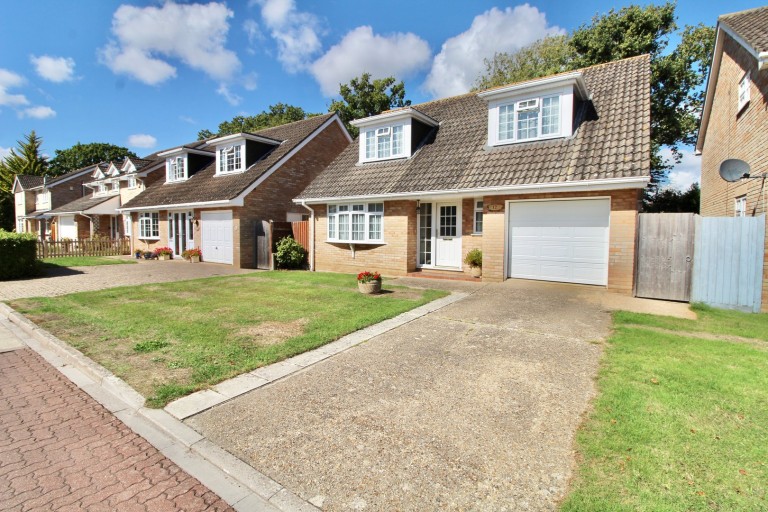 Little Barrs Drive, New Milton, Hampshire